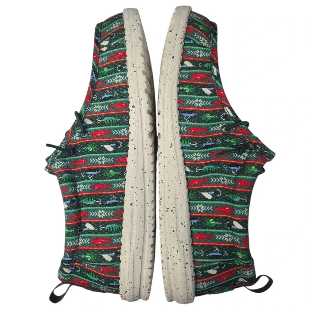 Hey Dude Wally Fishmas Sweater Shoes Mens 10 Green Christmas Slip On Loafers NWT